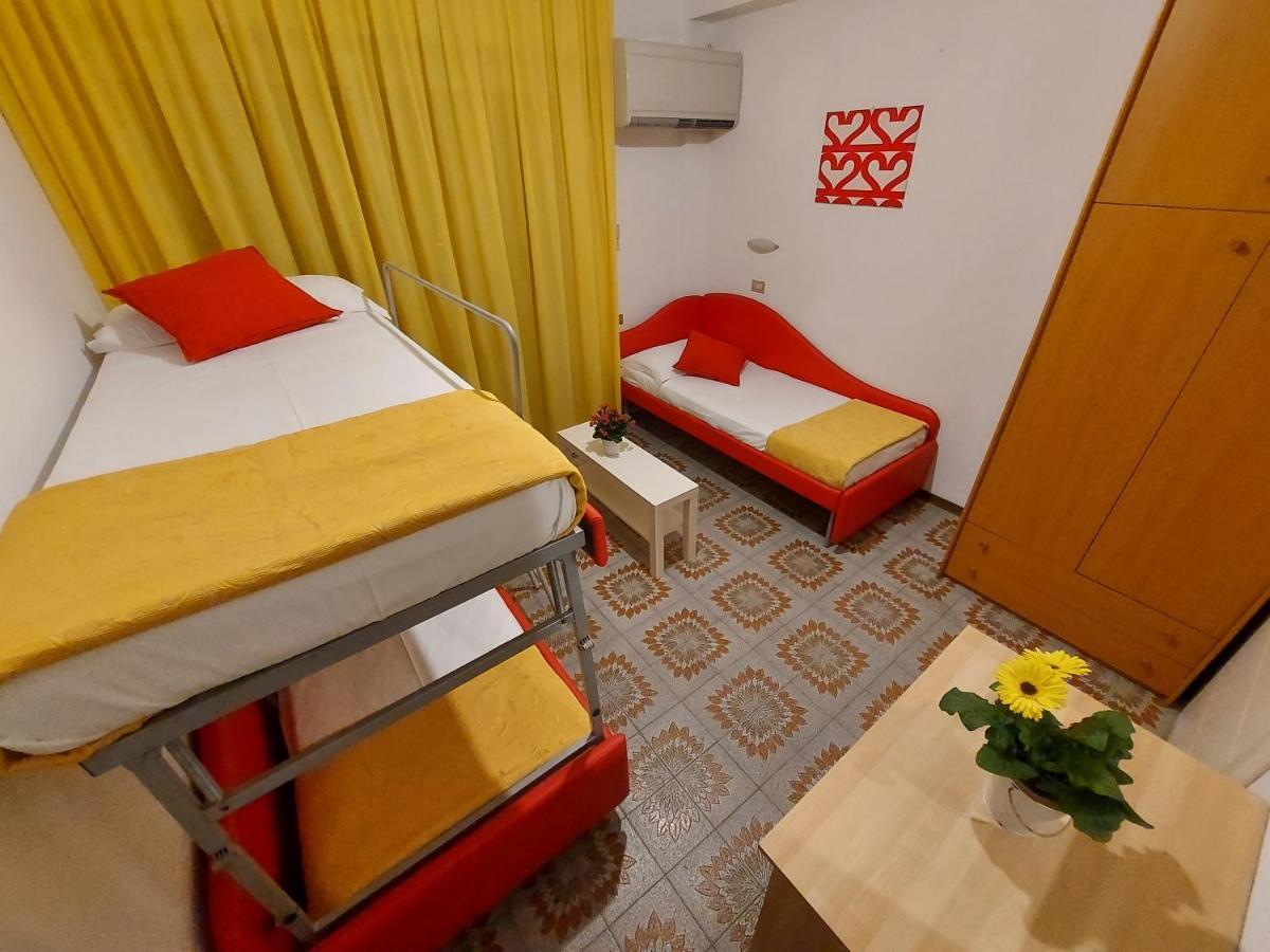 Hotel Senza Pensieri 里乔内 外观 照片