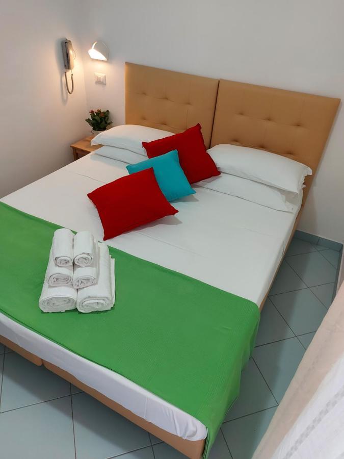 Hotel Senza Pensieri 里乔内 外观 照片