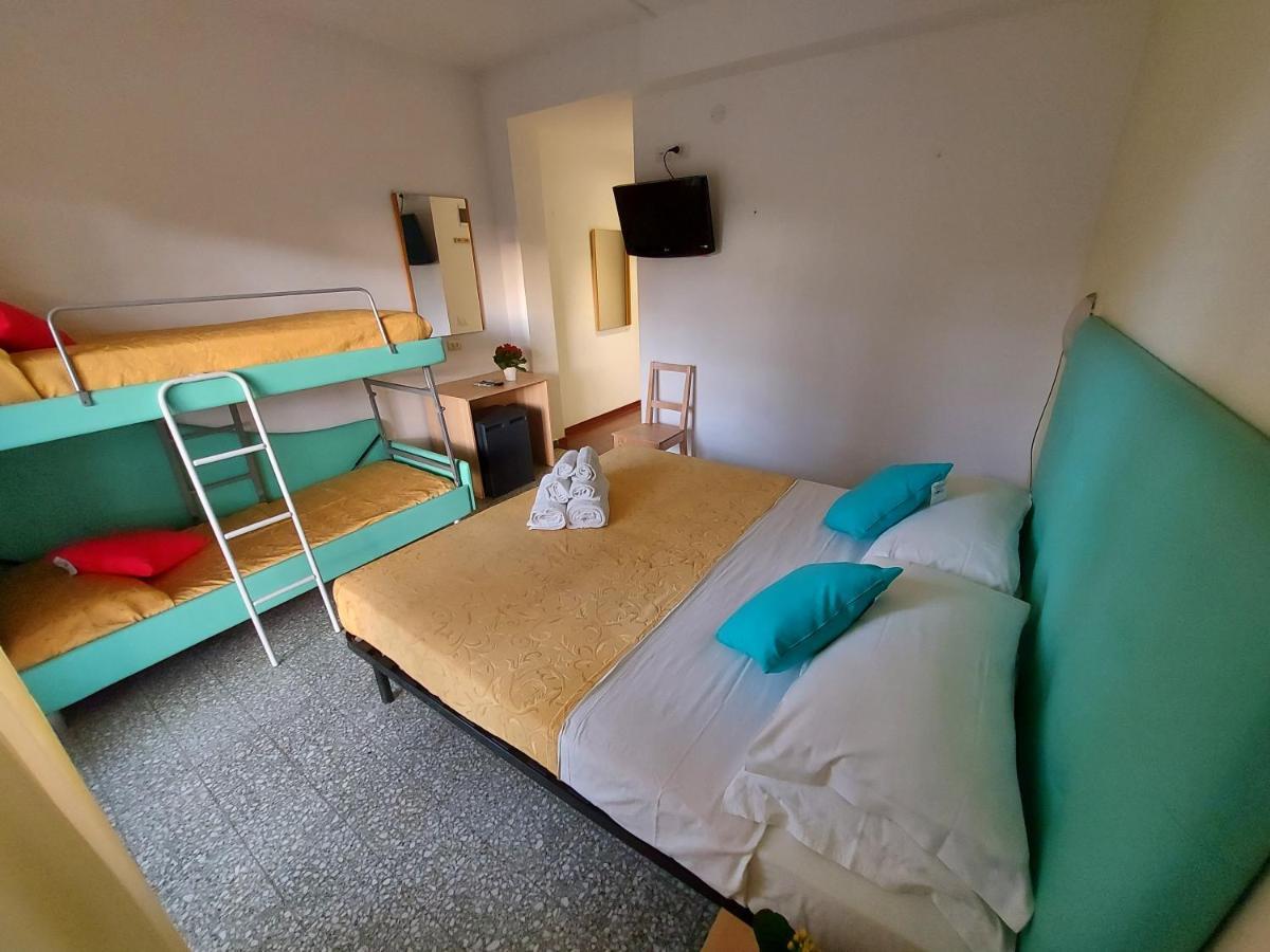 Hotel Senza Pensieri 里乔内 外观 照片