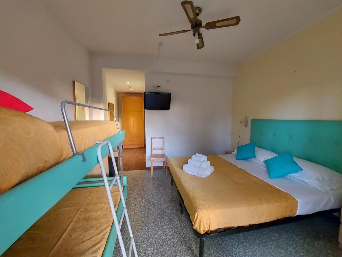 Hotel Senza Pensieri 里乔内 外观 照片