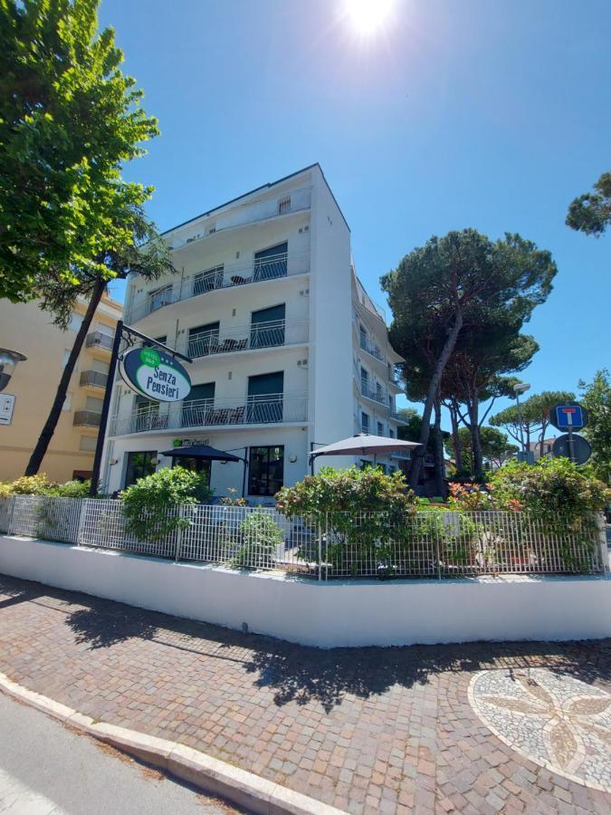 Hotel Senza Pensieri 里乔内 外观 照片